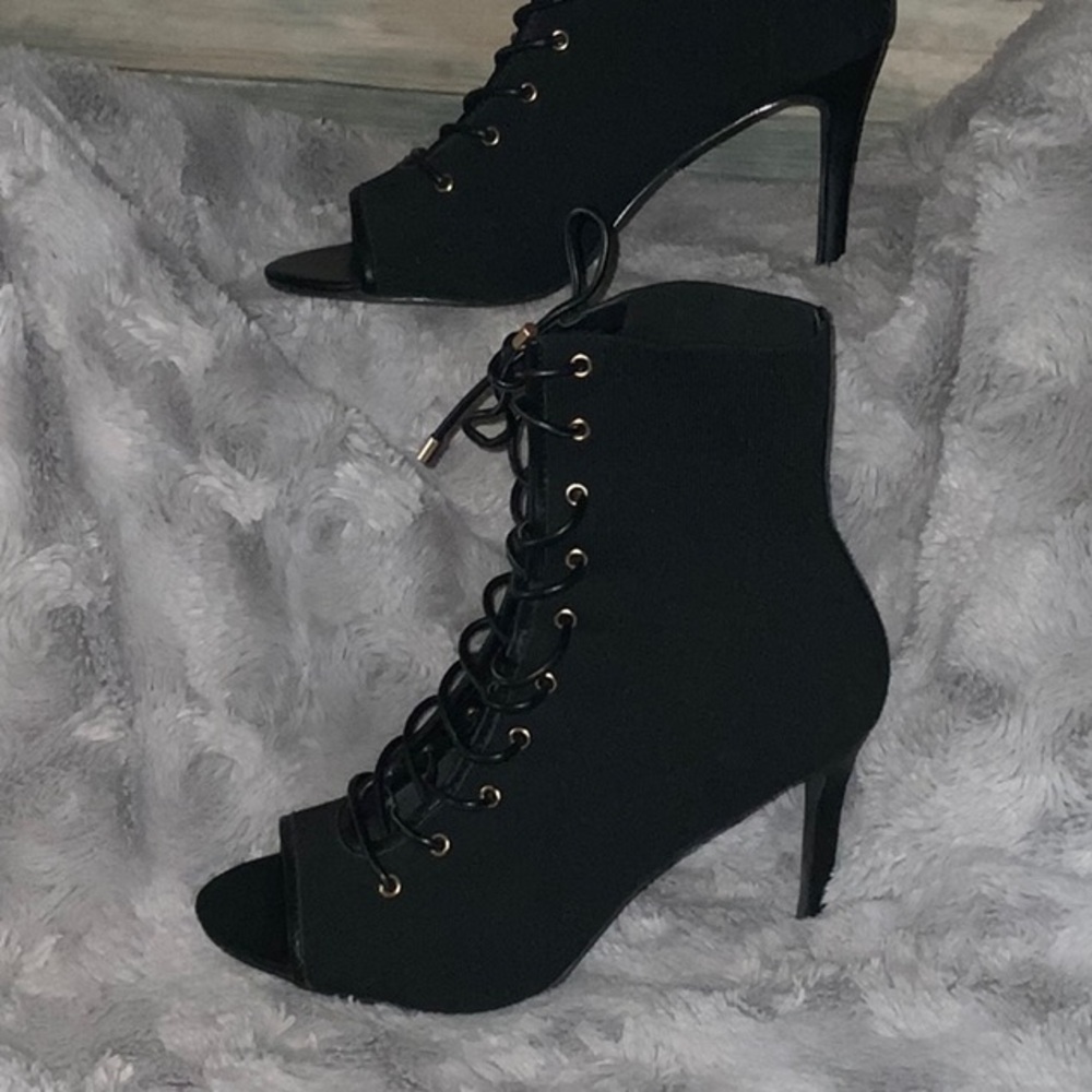 6$🤩Elegant Lace-Up Heeled Sandals